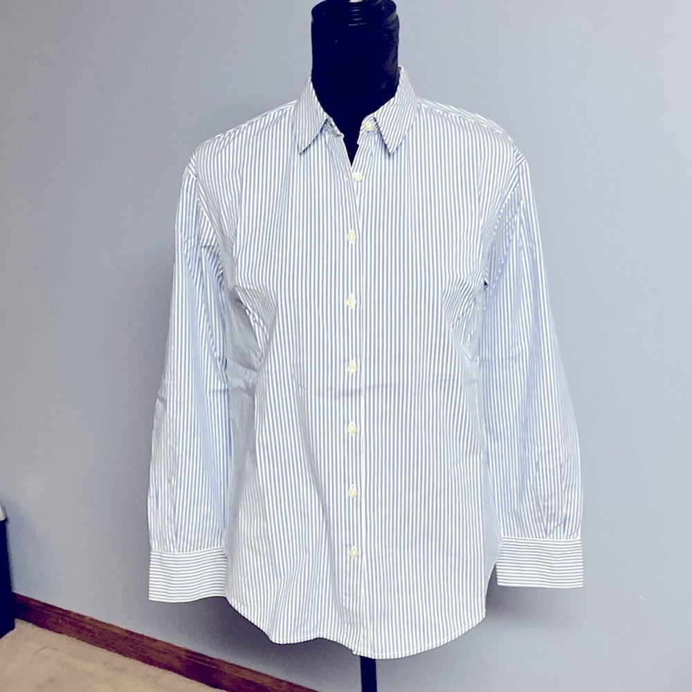 Blouse, long sleeve, light blue stripe, size small